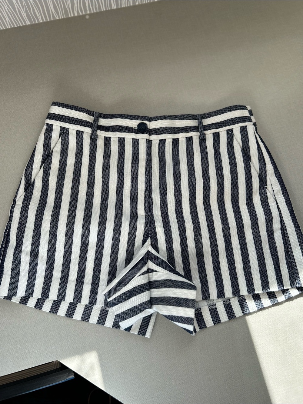 NWOT LOFT Navy & White High-Waist Striped Shorts Size 4